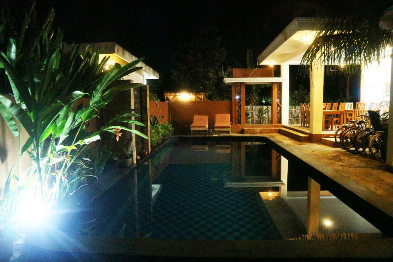 Susan Bungalow Gili Air Buitenkant foto